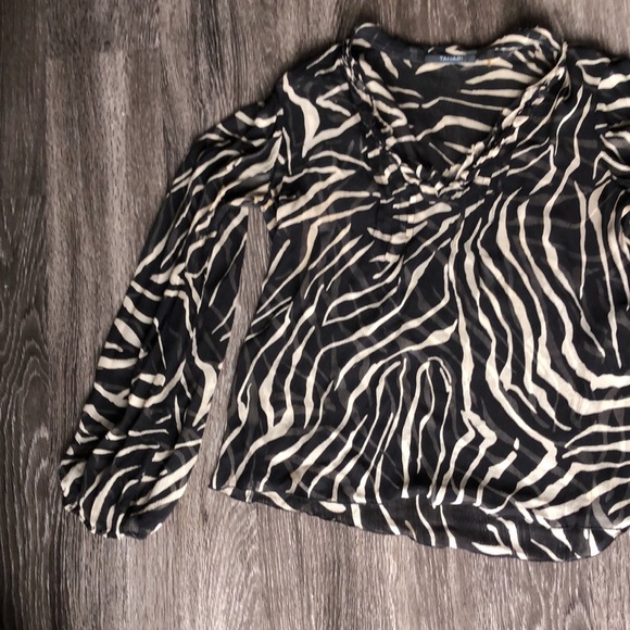 Tahari Sheer Long Sleeve Patterned Top - Picture 2 of 7